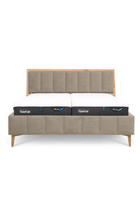 Design Bett LINES in Samtoptik