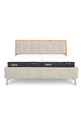 Design Bett LINES in Samtoptik