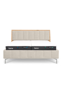 Design Bett LINES in Samtoptik